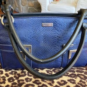 Miche Ladies purse...two additional covers !